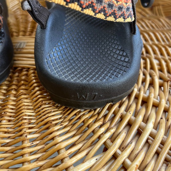 Chaco ZX2 W sz 7 multi orange/gray Hiking Water Double Strap Sport Athletic - Picture 2 of 8
